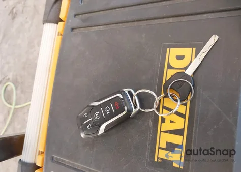 2016 Ford Mustang Ecoboost Premium z USA, uszkodzony, nr VIN 1FATP8UHXG5220725